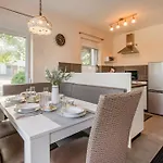 Reusenhof Am Haff Apartment *
