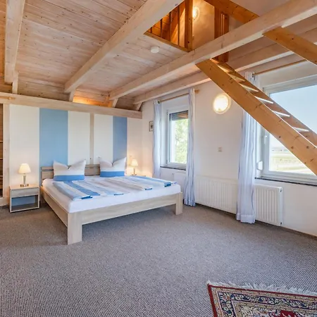 Reusenhof Am Haff Apartamento *