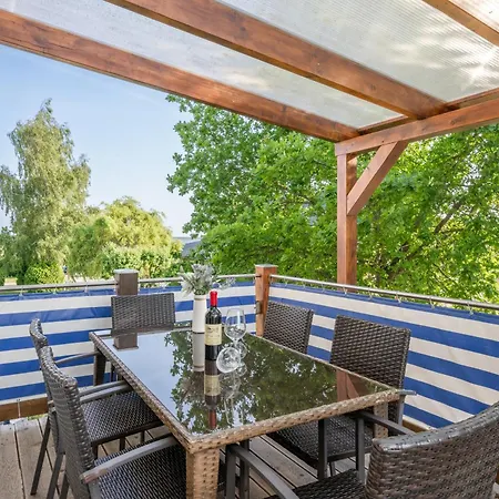 Reusenhof Am Haff Apartamento