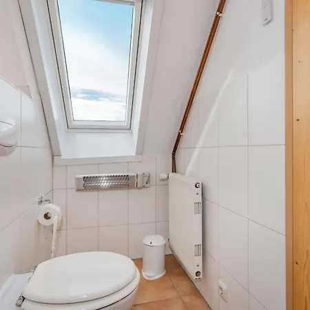 Reusenhof Am Haff Apartamento *