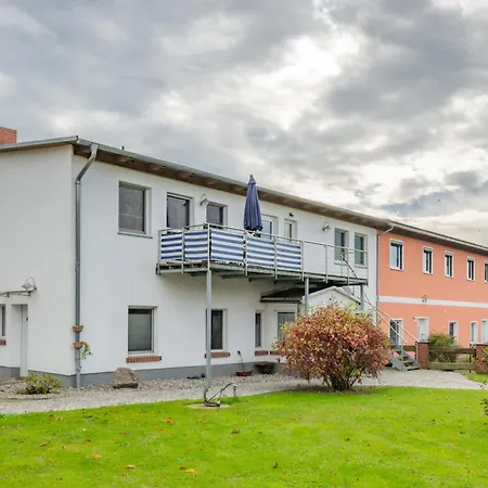 Apartment Reusenhof Am Haff